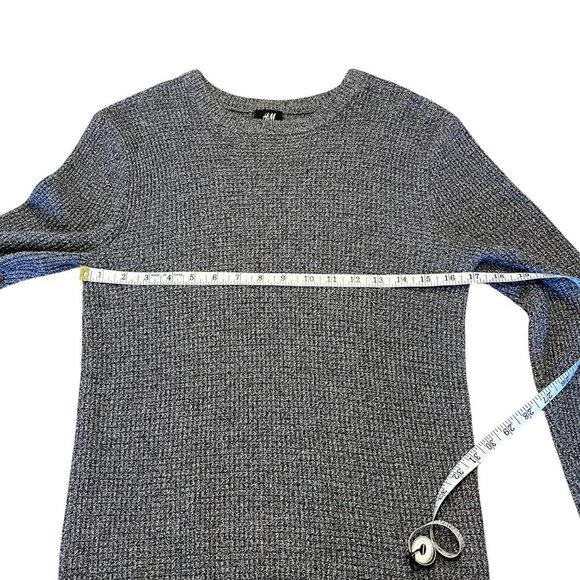 H&M Men’s Gray Knit Sweater Crew Neck Cotton Acrylic Blend Size Small - Picture 8 of 11